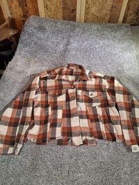 Altar'd State Plaid Crop Top Jacket in Rust, Cream & Brown